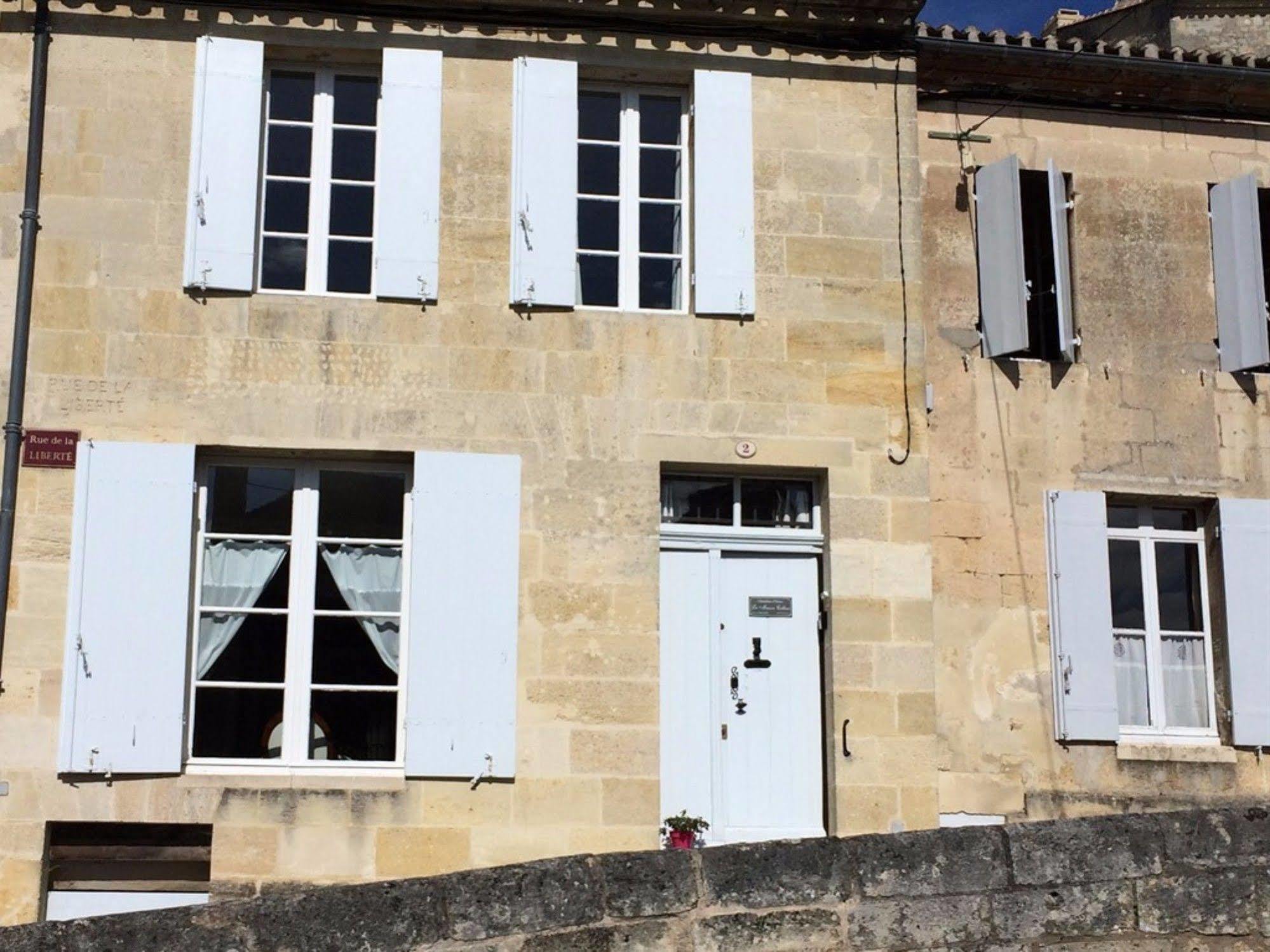 La Maison Colline แซงต์เตมีลียง ภายนอก รูปภาพ