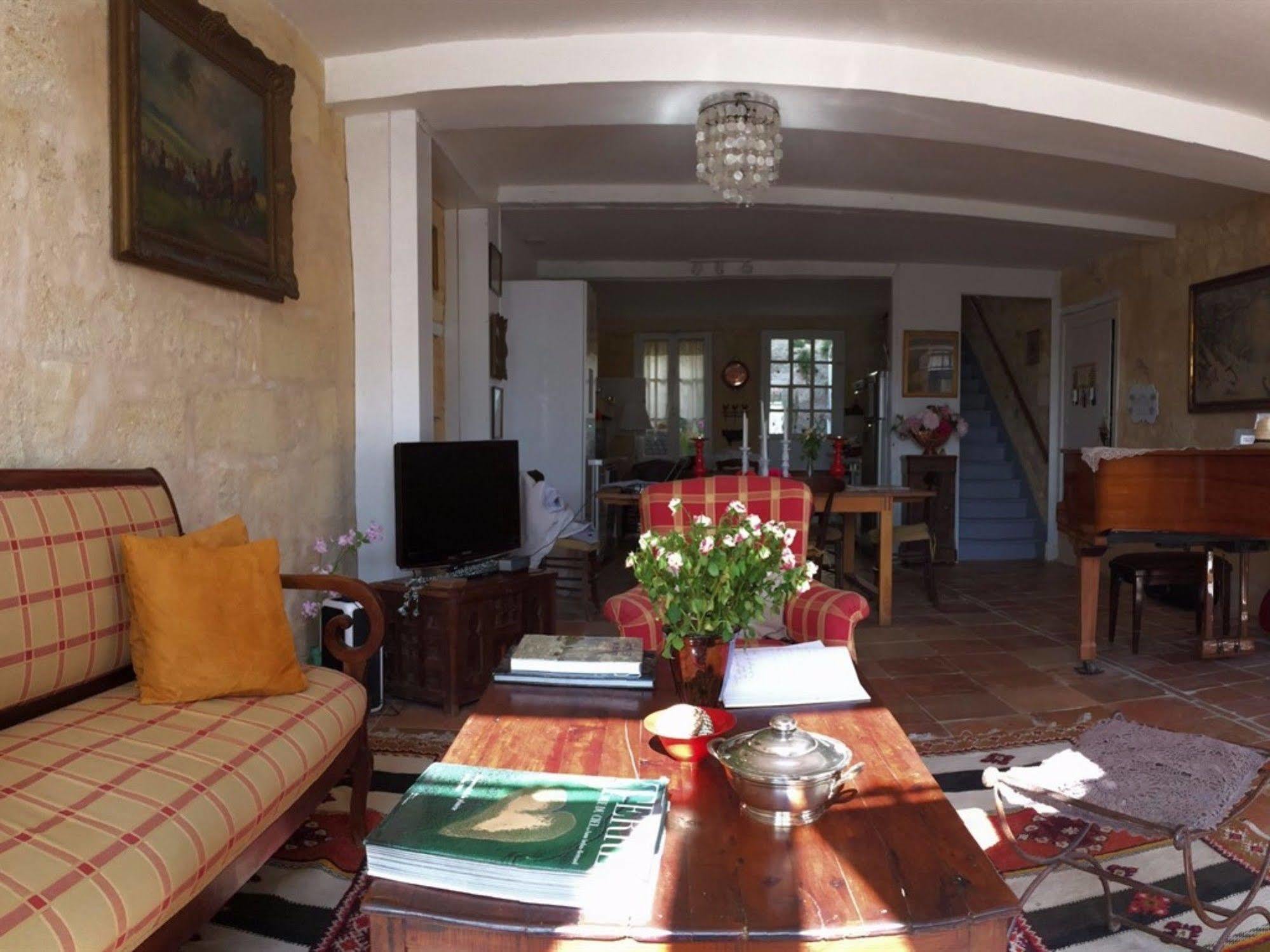 La Maison Colline แซงต์เตมีลียง ภายนอก รูปภาพ